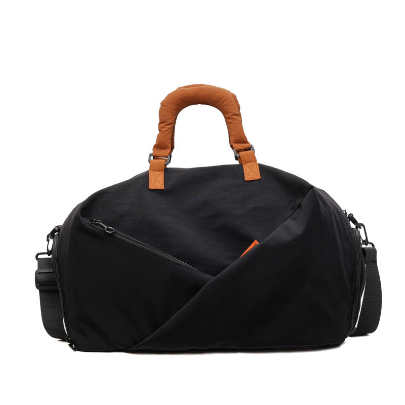 Sportliche Reisetasche Mit Innovativem Design Brehn
