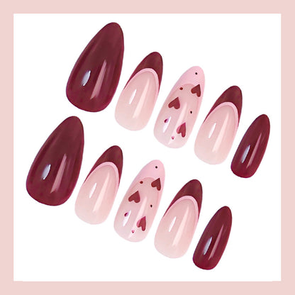 Kunstnagelset mit romantischen Herz-Designs und elegantem Glanz Brehn