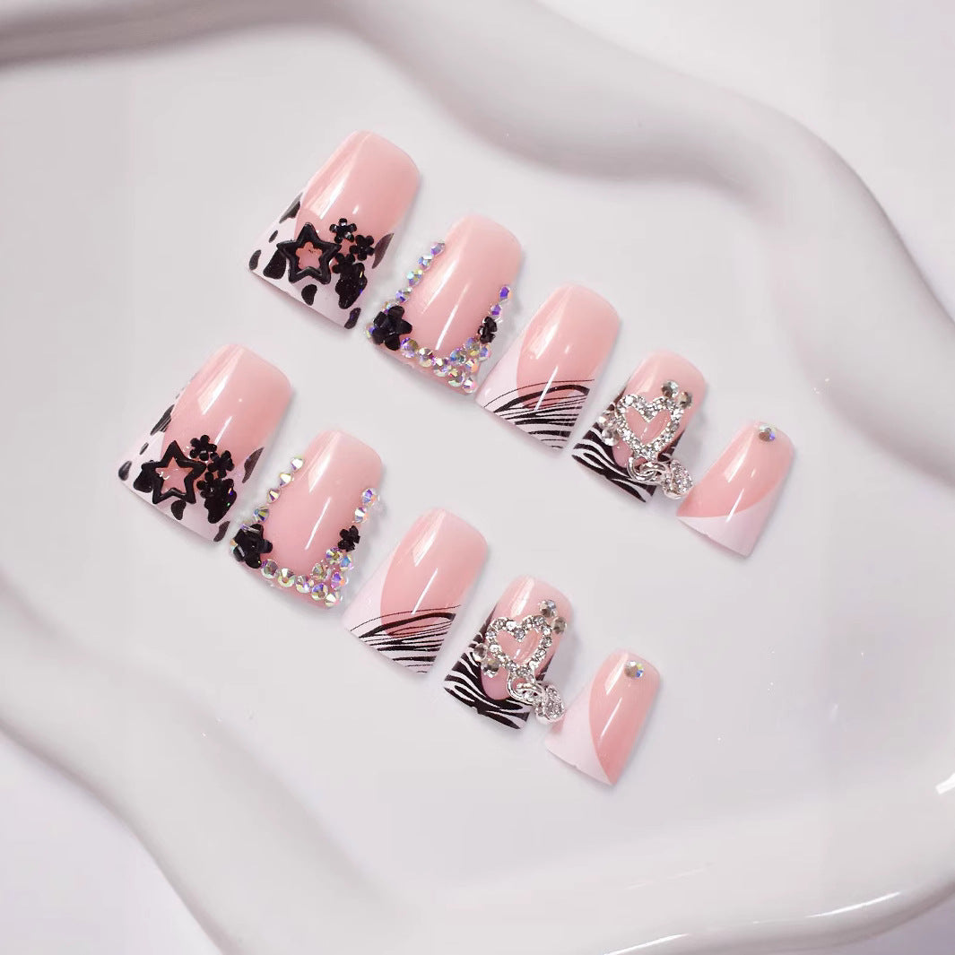 Elegante Nagelkunst Brehn