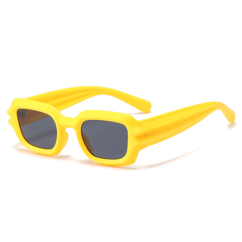 Damen Modische Sonnenbrille mit einzigartigem Rahmen und stylischen Details Brehn
