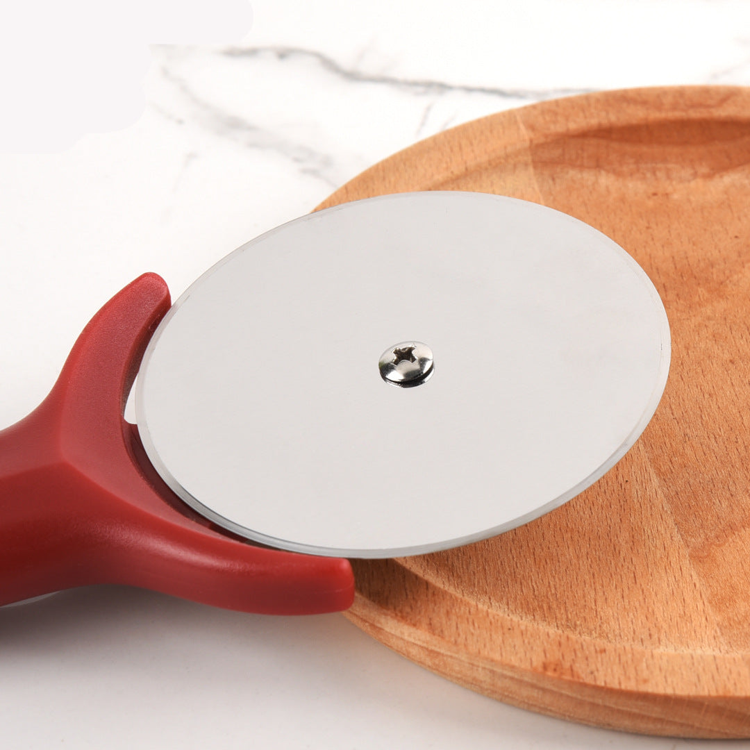 Ergonomischer Pizzaroller mit Rutschfestem Softgriff, Rostfreiem Klingenrad und Schutzblende Brehn