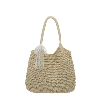 Stylische Handtasche Aus Geflochtenem Material Brehn