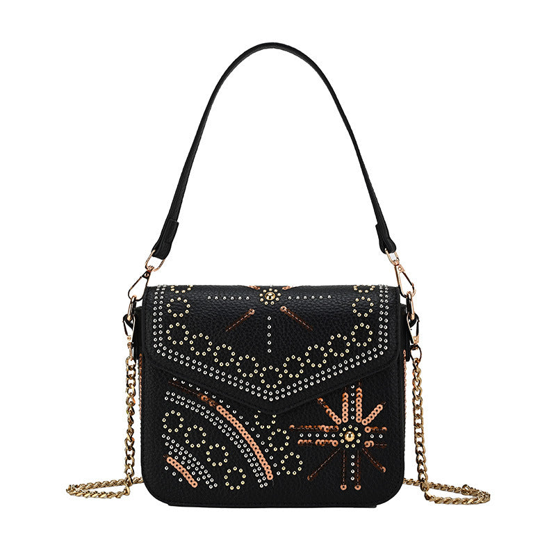 Elegante dekorative Kettenhandtasche