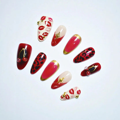 Künstlerisches Kuss-Themen Press-On Nagelkunst Brehn