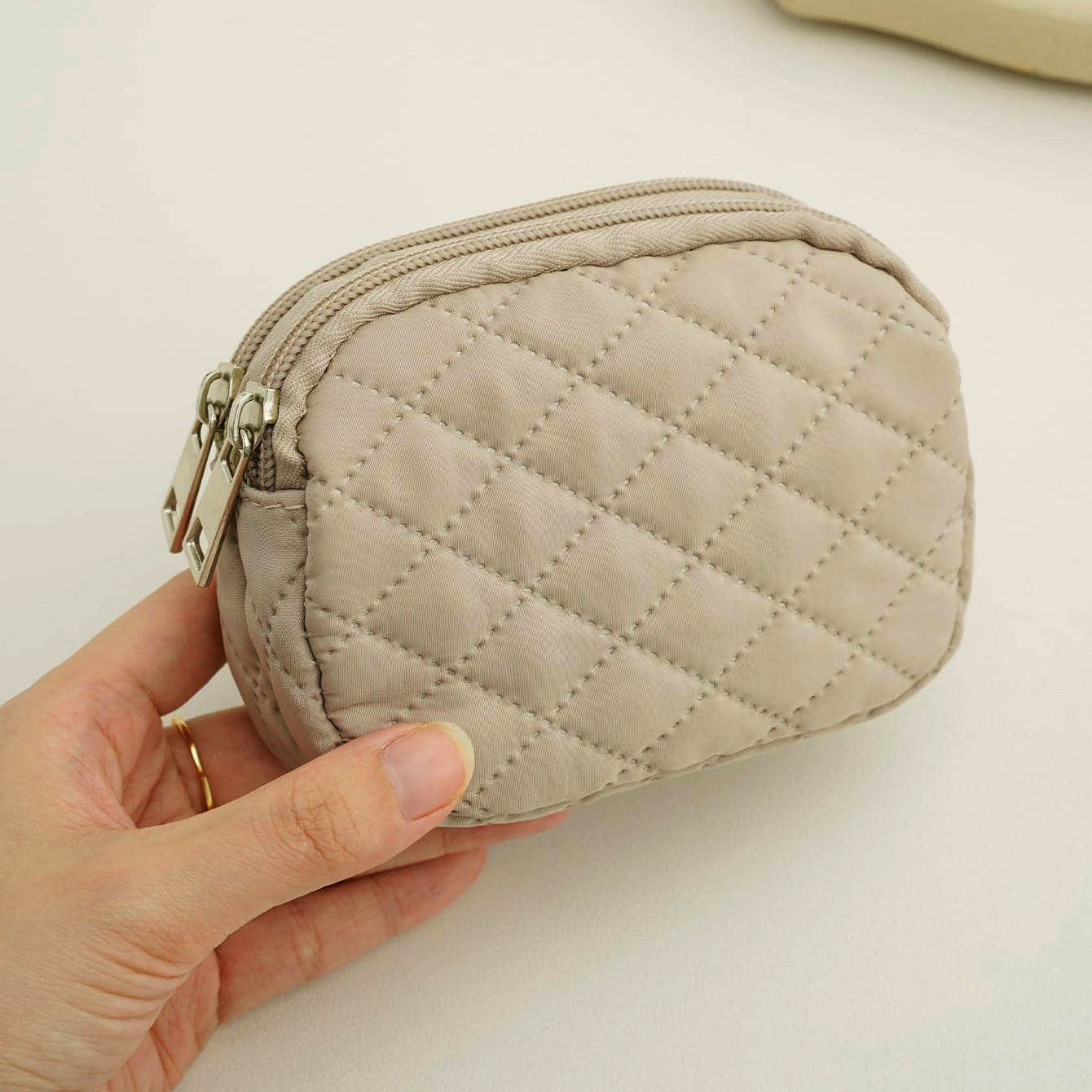 Praktische und Stilvolle Kosmetiktasche Brehn