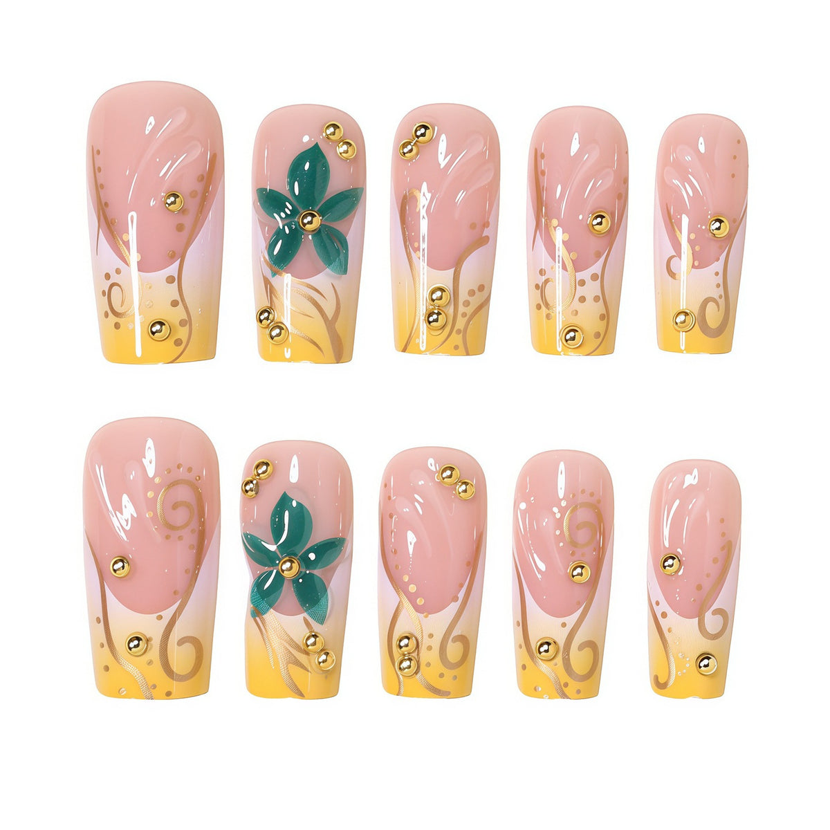 Elegante florale Nagelverlängerungen Brehn