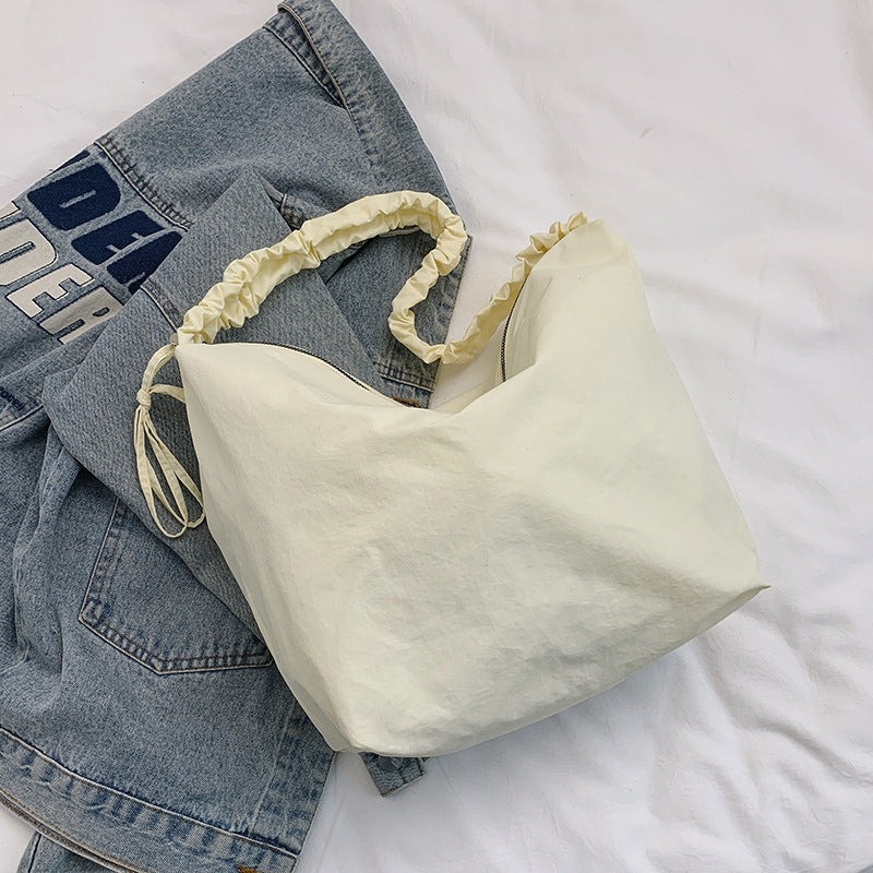 Lässige lässige Hobo-Tasche Brehn