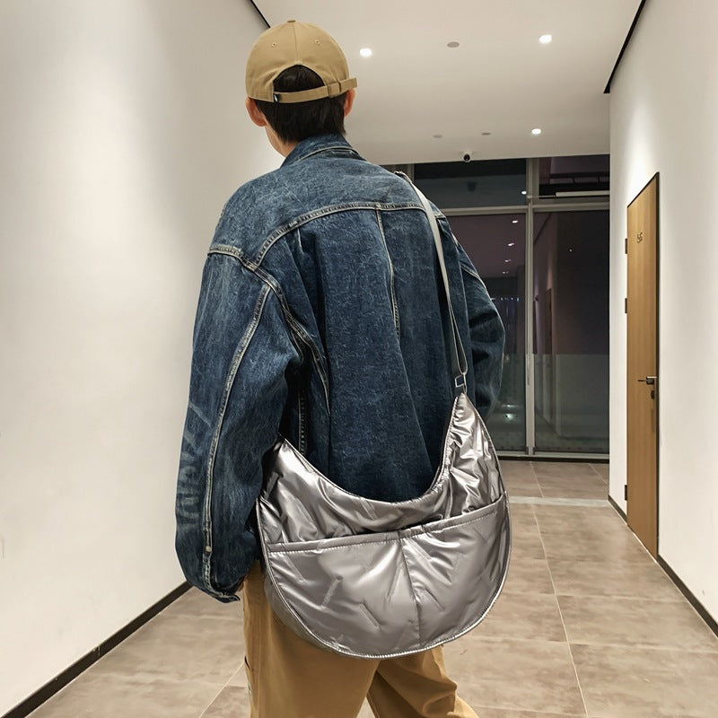Lässige gepolsterte Schultertasche