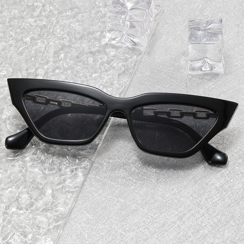 Damen Trendige Sonnenbrille mit exklusiven Kettendetails Brehn