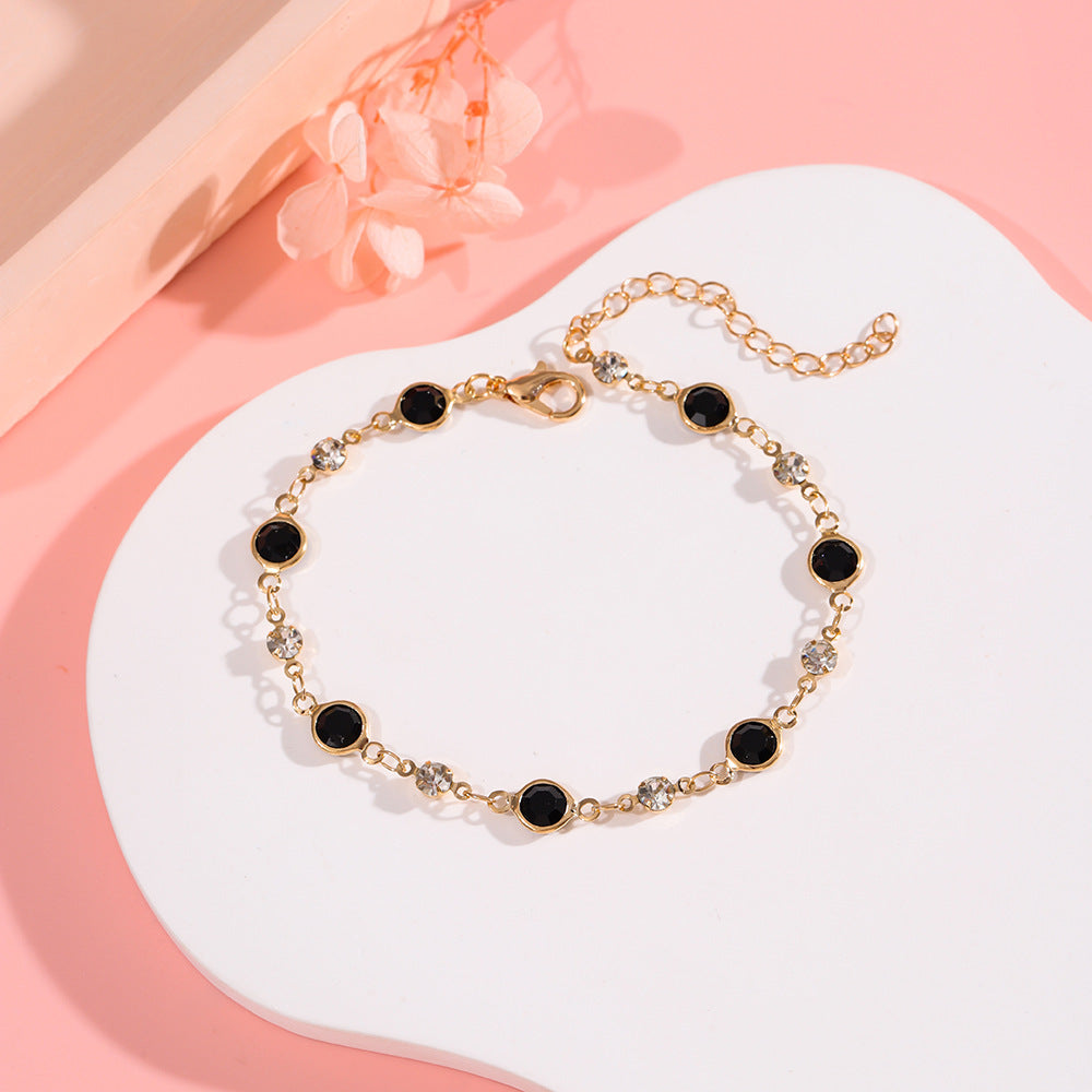 Elegante mit Kristallen verzierte Armband Brehn