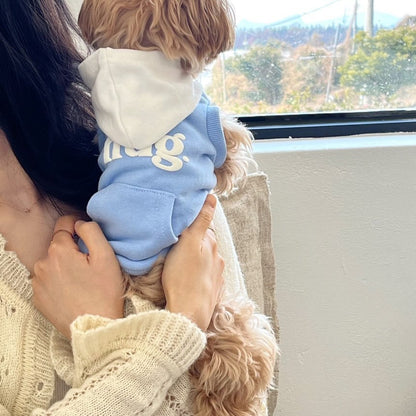 Kleiner Hund Kapuzenpullover mit Kängurutasche Applikation Schriftzug