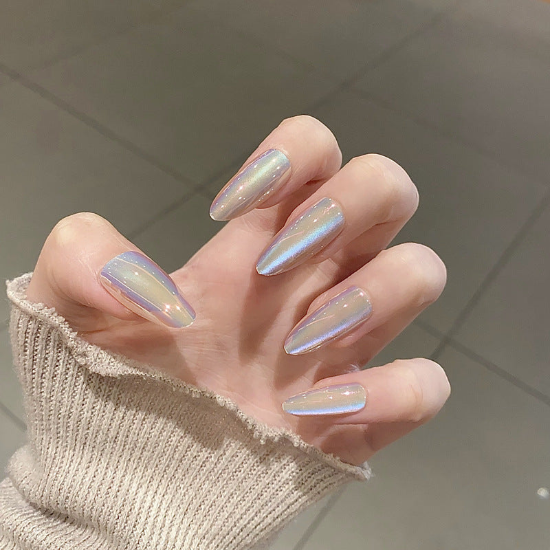 Glänzendes Nagelset Brehn