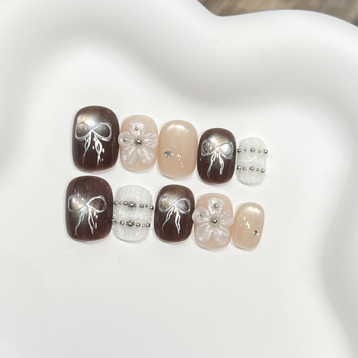 Dekorativer Nagelkunst Set Brehn