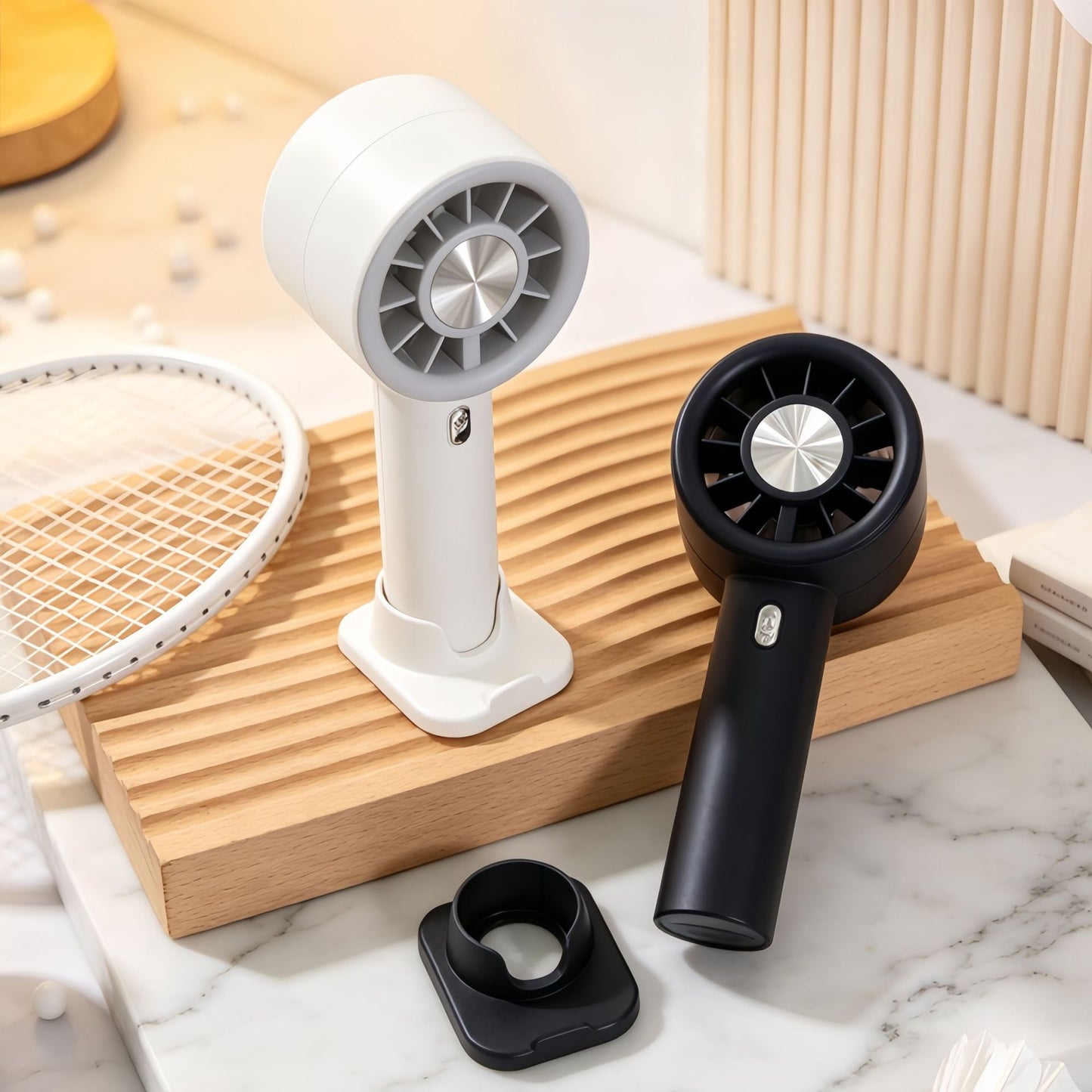 Tragbarer Handventilator mit Ergonomischem Design und Mehrere Geschwindigkeitsmodi Brehn