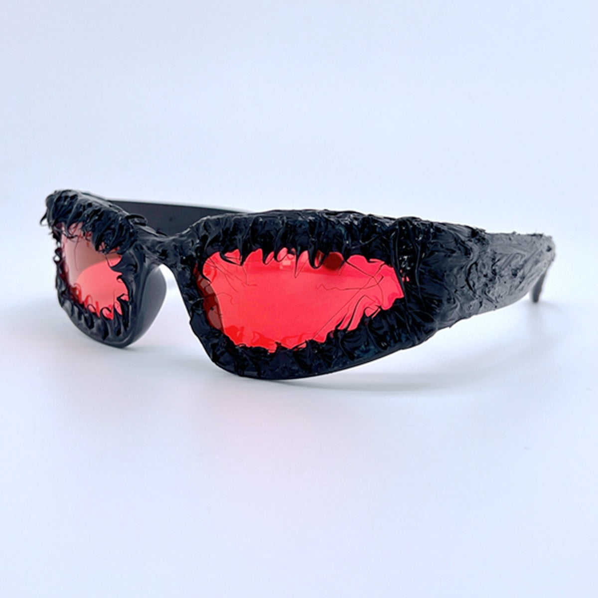 Damen futuristische Sonnenbrille im avantgardistischen Design Brehn