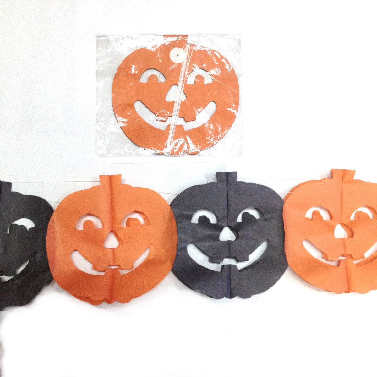 Dekorative Halloween Fledermaus Girlande Brehn