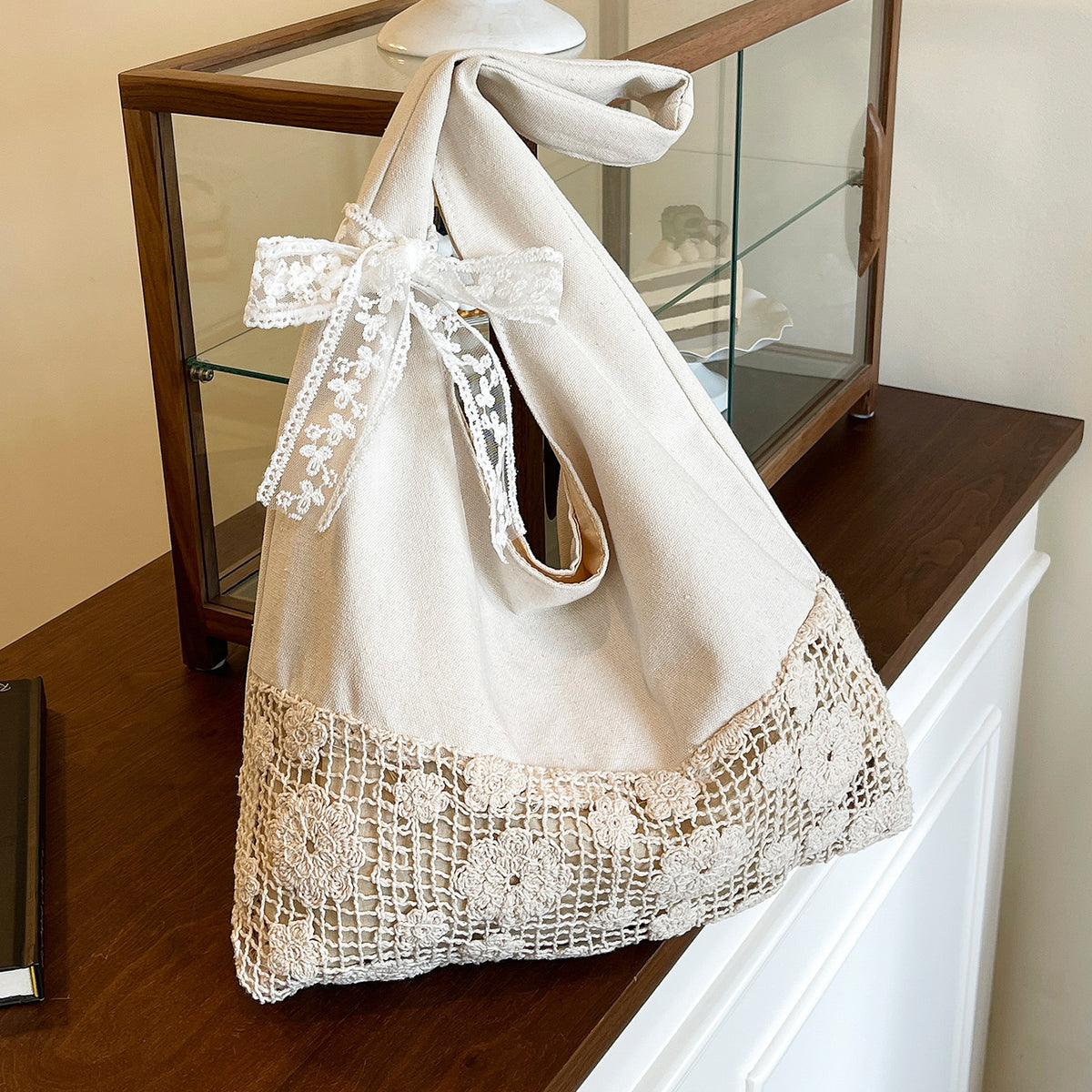 Handgefertigte Blumenspitze Tote Bag