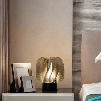 Dekorative Tischlampe mit modernem Design