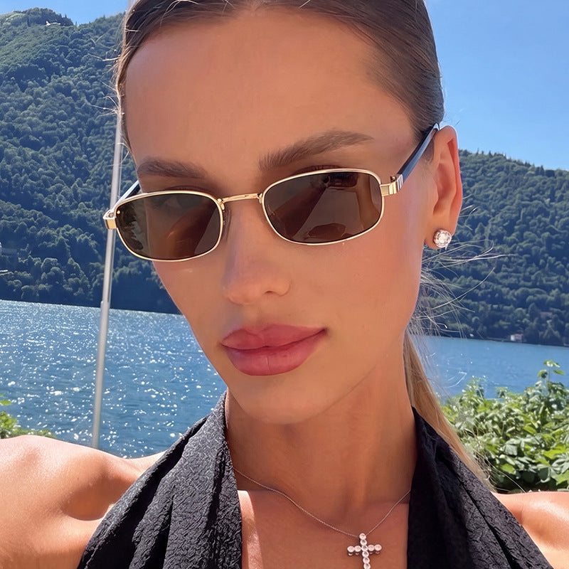 Damen elegante rechteckige Sonnenbrille mit feinem Metallrahmen Brehn