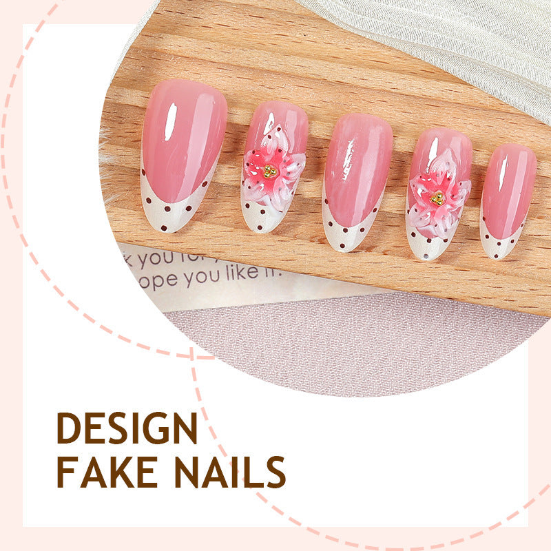 Kunstnagel-Set mit floralen Designs und Glitzerakzenten Brehn