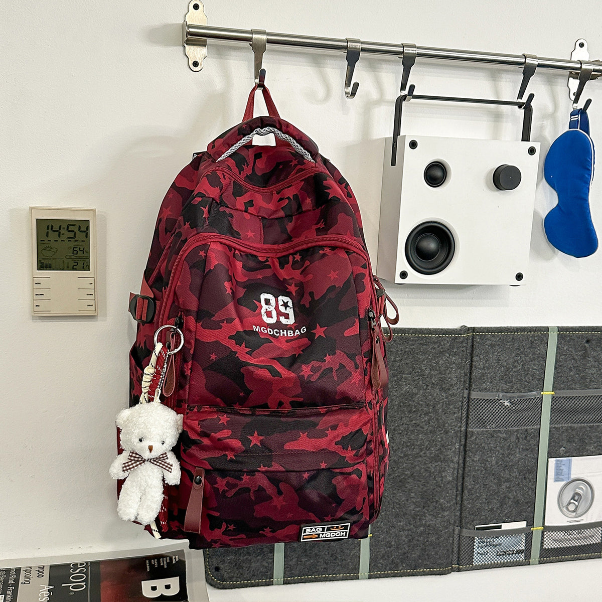 Vielseitiger Camouflage-Rucksack mit Multi-Taschen-Design Brehn