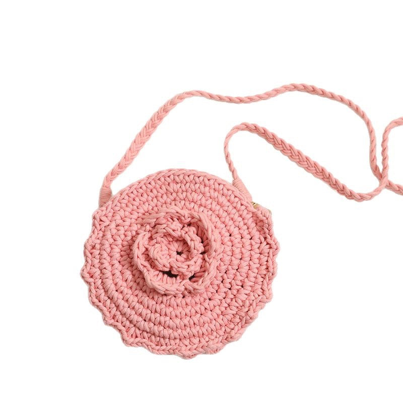 Handgehäkelte Umhängetasche mit Floralen Details Brehn