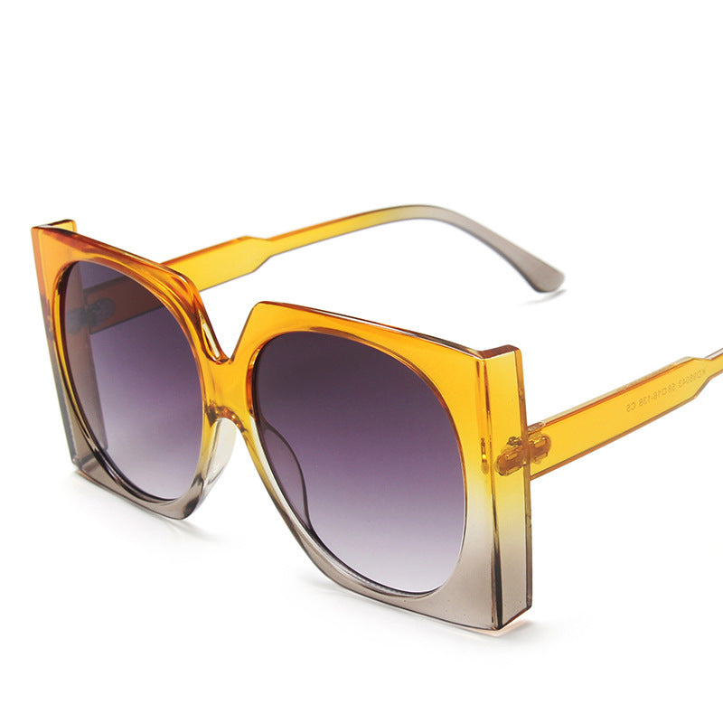 Damen Oversized Sonnenbrille im eleganten Rahmen Brehn