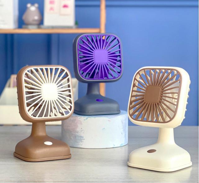 Unisex Tragbarer Tischventilator mit ergonomischem Design Brehn