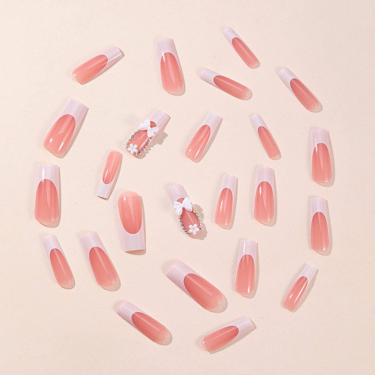 Elegante 3D-Blumenakzent-Nagelkunstverlängerungen Brehn