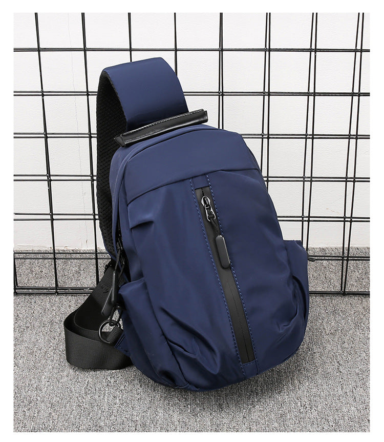 Kompakte Sling-Rucksack Brehn