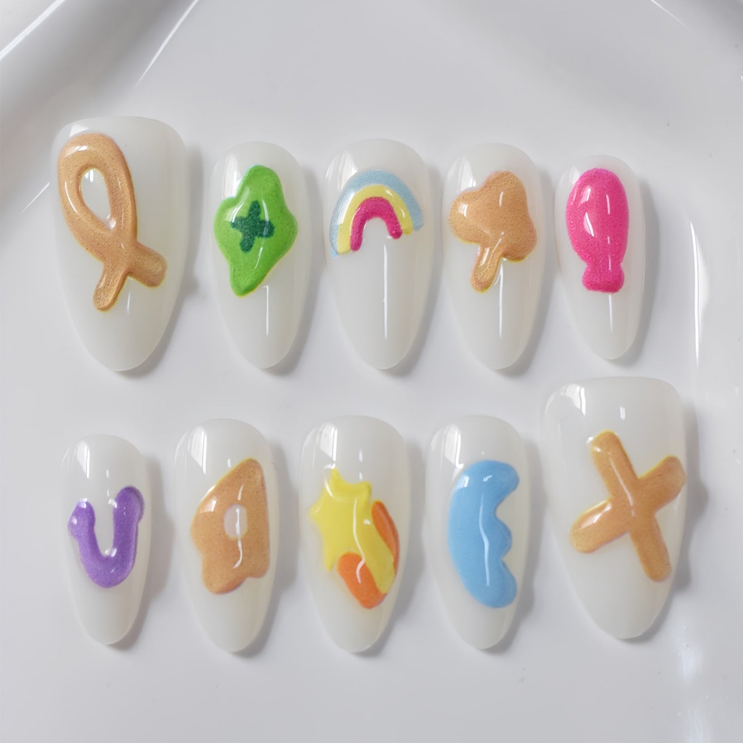 Künstlerisches Gel-Nagelkunst-Design Brehn