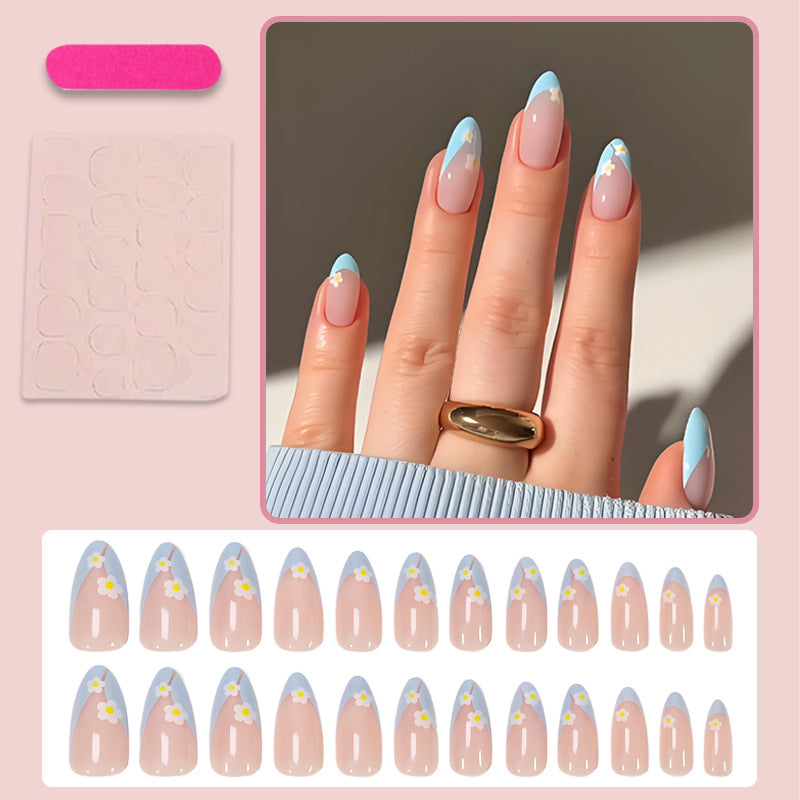 Kunstnagelset mit eleganten Blumen- und Pastellverzierungen Brehn