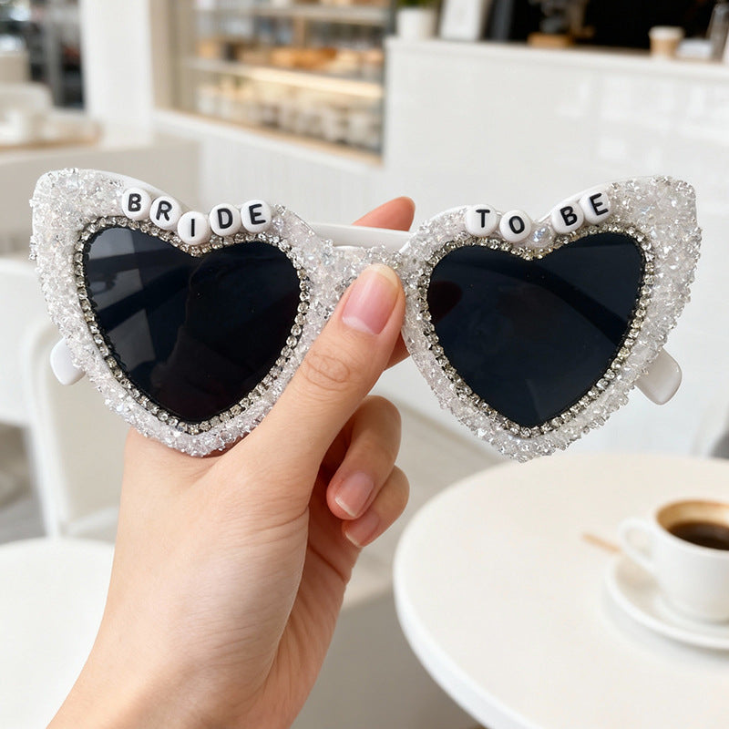 Rhinestone-beschmückte Herz-Sonnenbrille Brehn