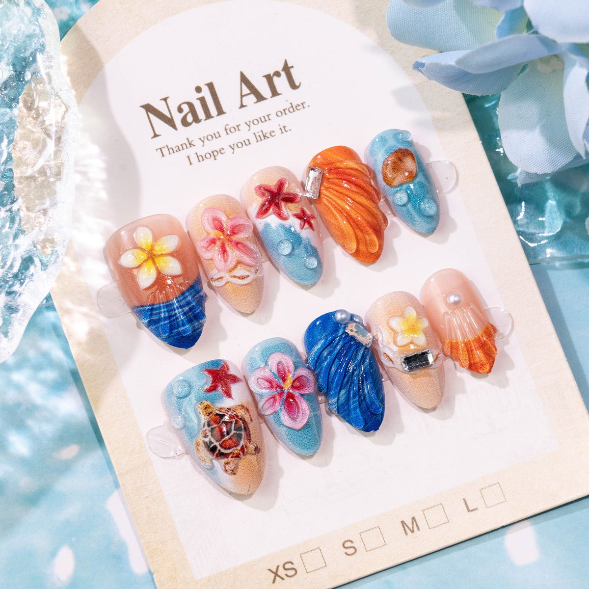 Kunstnagelset mit maritimen Motiven und 3D-Elementen Brehn
