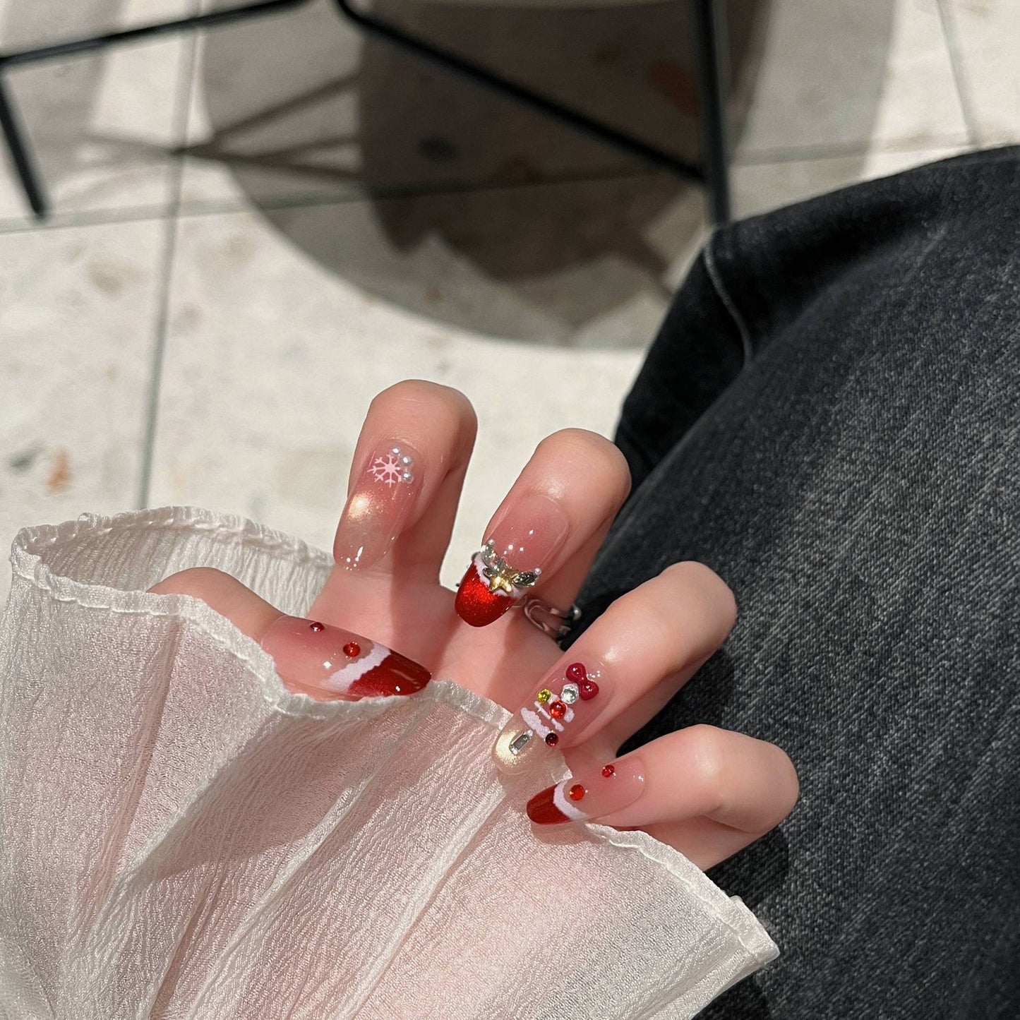 Festliche Ferien-Themen Press-On Nagelkunst Brehn