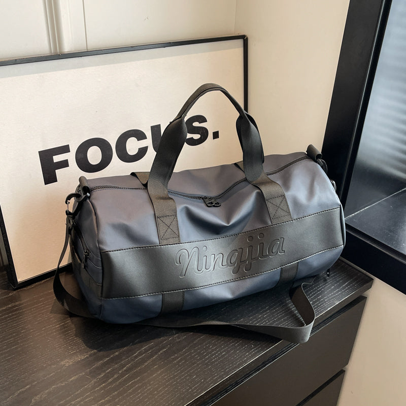 Stylischer Sportreise-Duffle-Brehn
