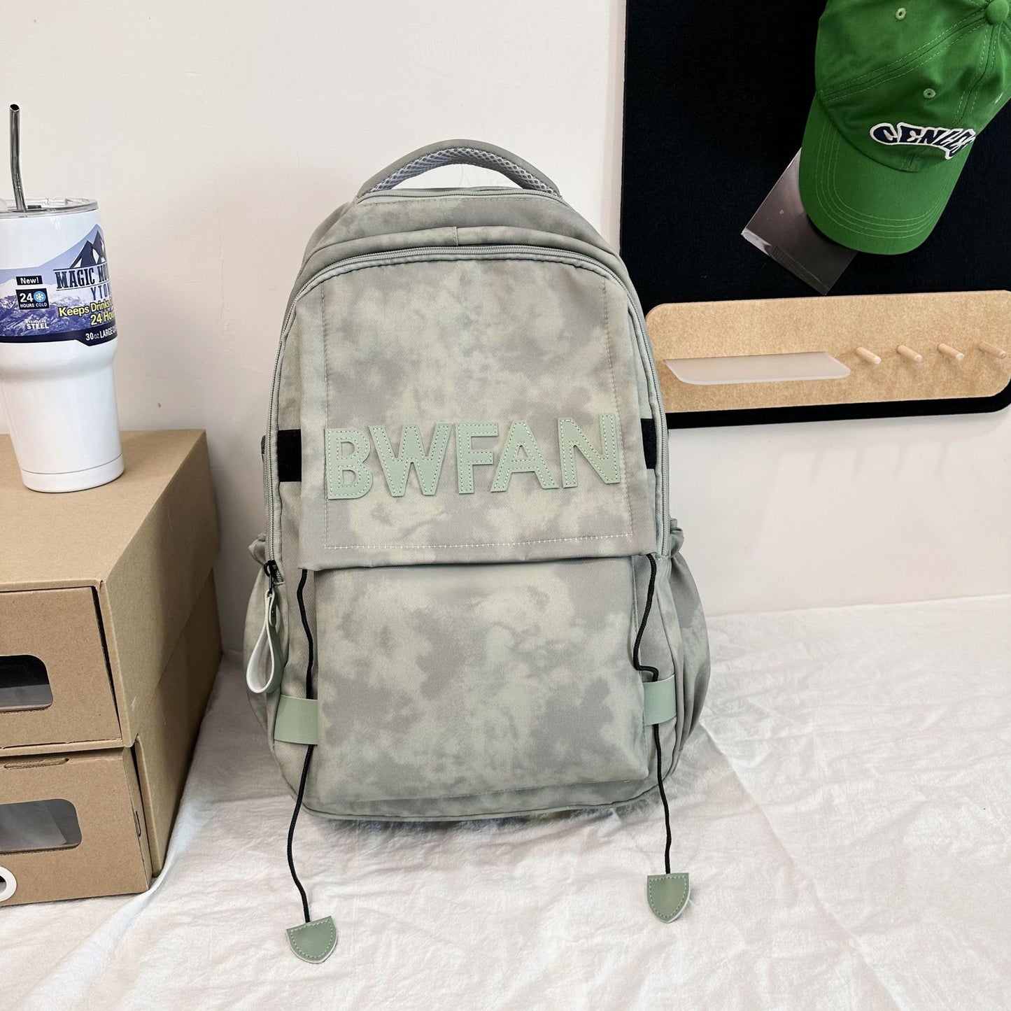 Funktionaler Mehrfachtaschen-Rucksack