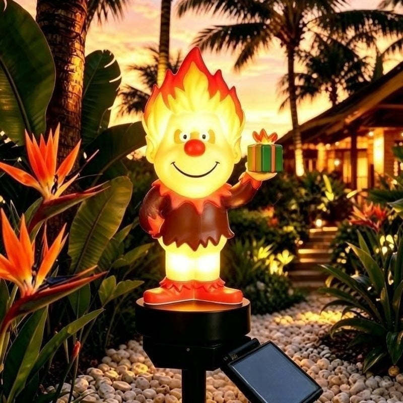 Solarbetriebene Cartoon-Flammenfigur Gartensteckerlicht mit Acryl-Diffusor und verstellbarem Bodenstachel Brehn