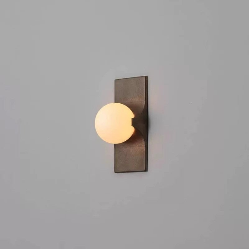 Moderne skulpturale Wandleuchte