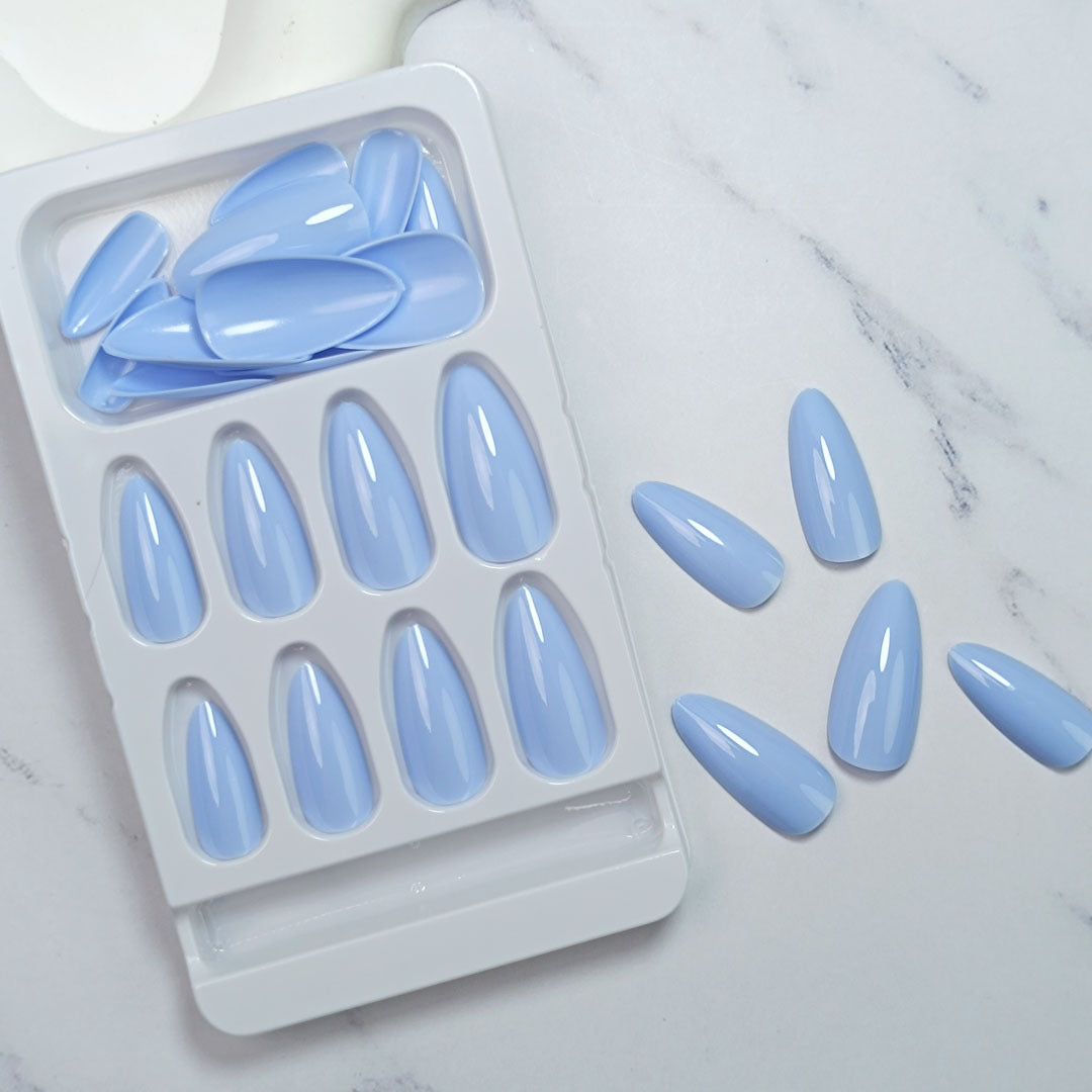 Premium Glossy Mandelförmige Press-On Nail Set Brehn