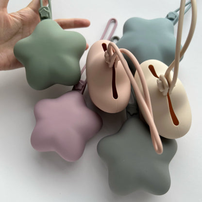 Weicher Silikon-Mini-Beutel Schlüsselanhänger in Sternform mit elastischer Schlaufe