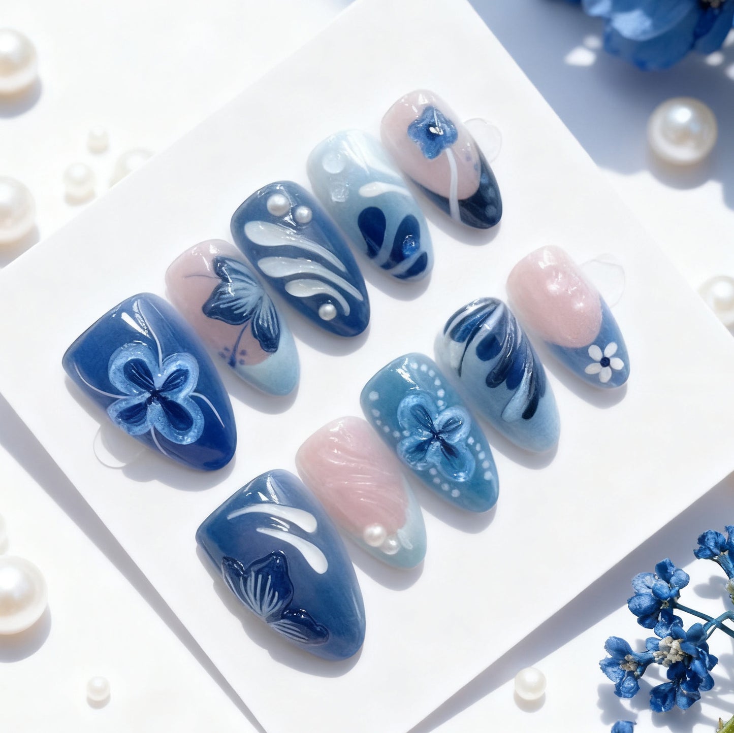 Künstlerisches Blumen Press-On Nageltips Set Brehn