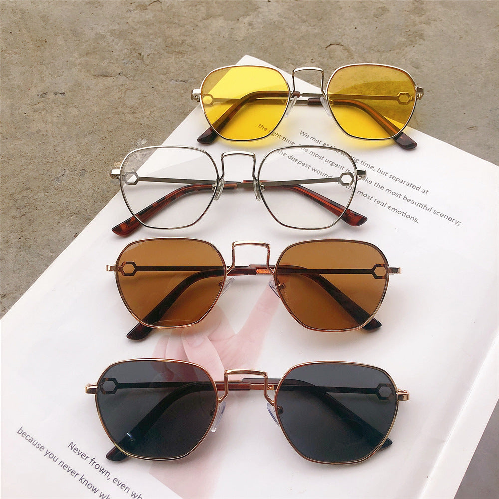 Vintage-inspirierte geometrische Rahmen-Sonnenbrille Brehn
