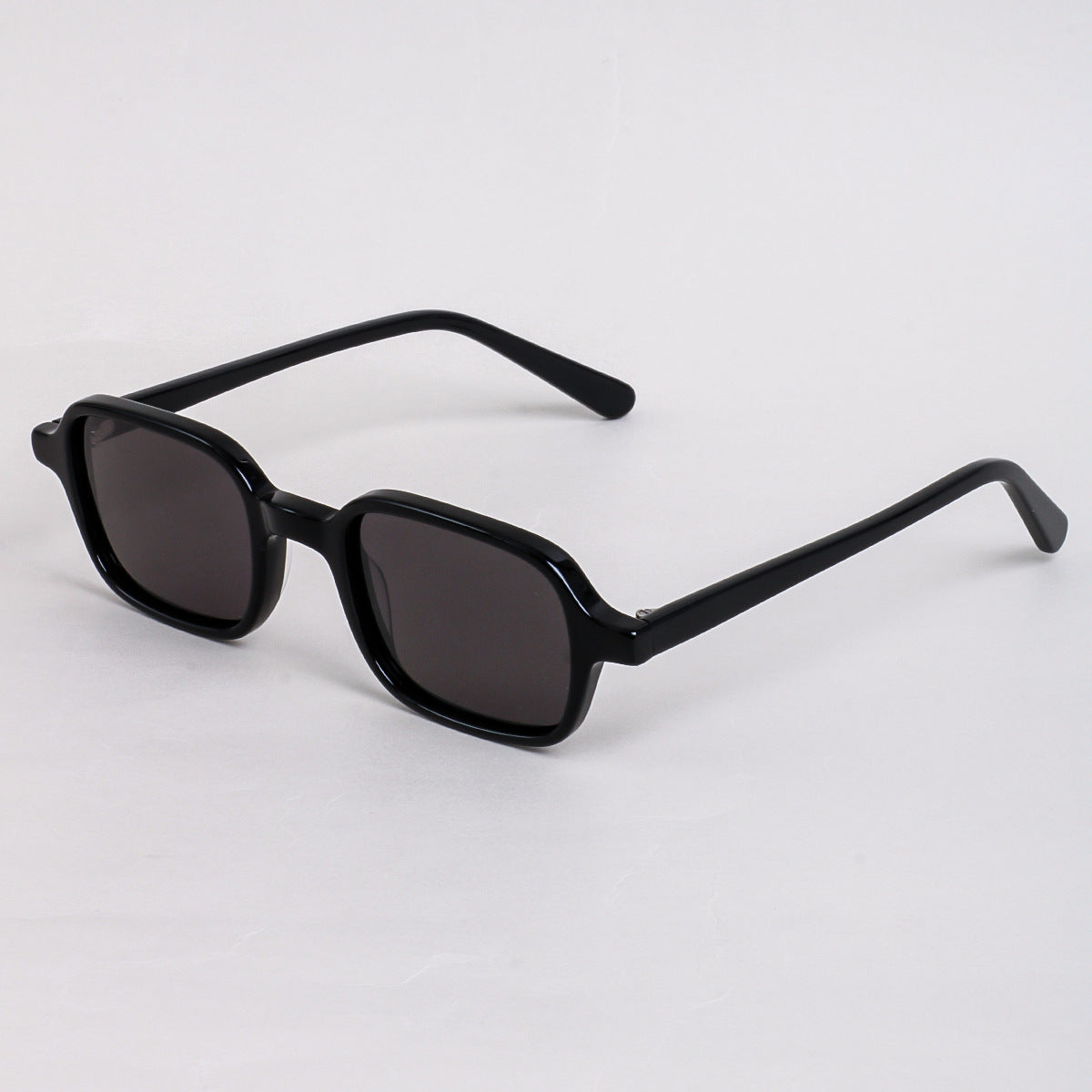 Damen modische Sonnenbrille im einzigartigen, zeitgenössischen Design Brehn