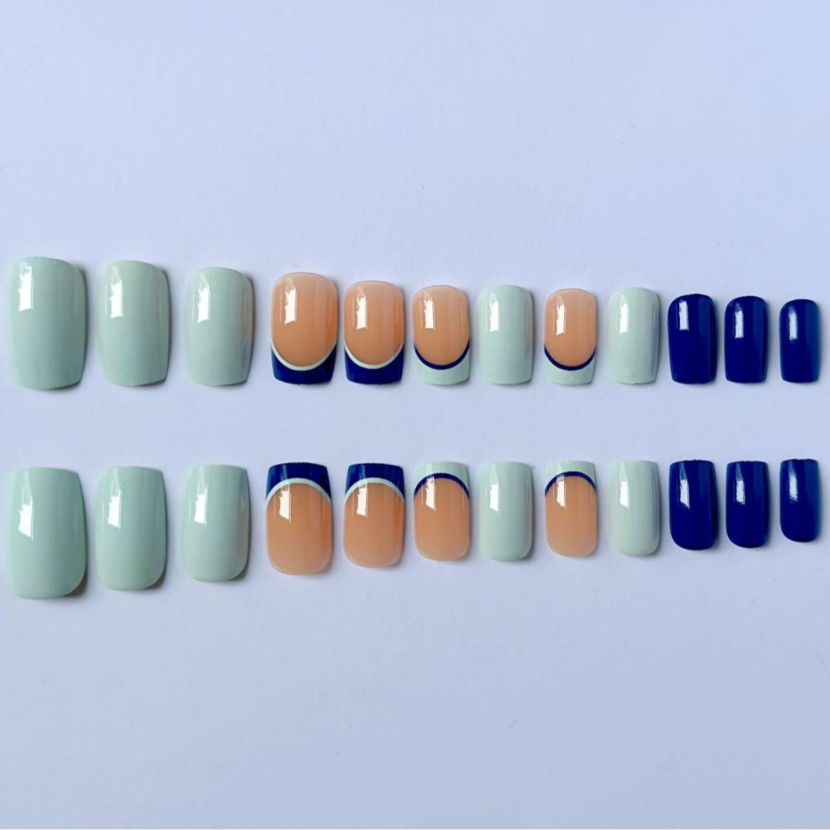 Schicke French Tip Nagelkunst