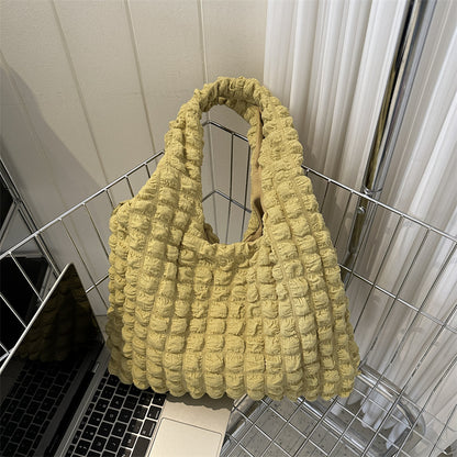 Texturierte Strick-Hobo-Tasche