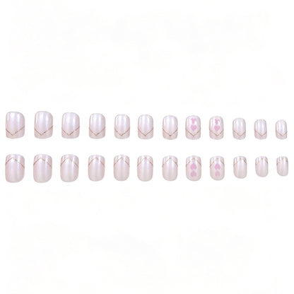 Romantische Herz Nagelkunst Brehn
