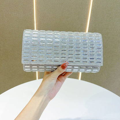 Glamouröse Kristallbesetzte Abendclutch