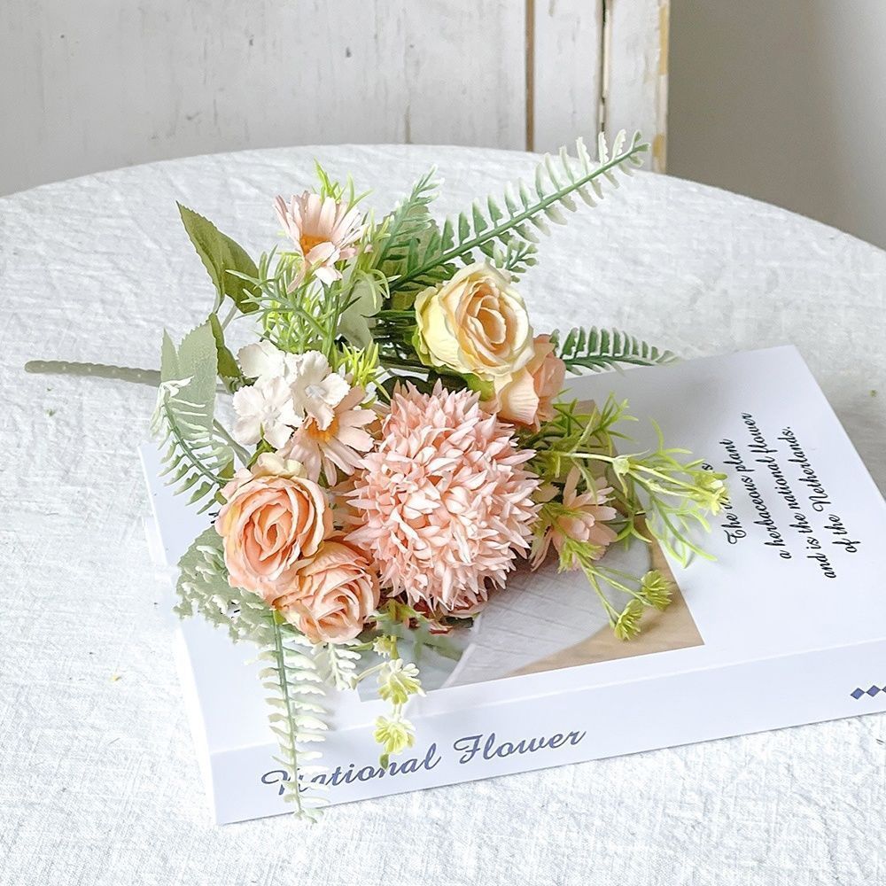 Premium Künstliches Blumenstrauß Arrangement