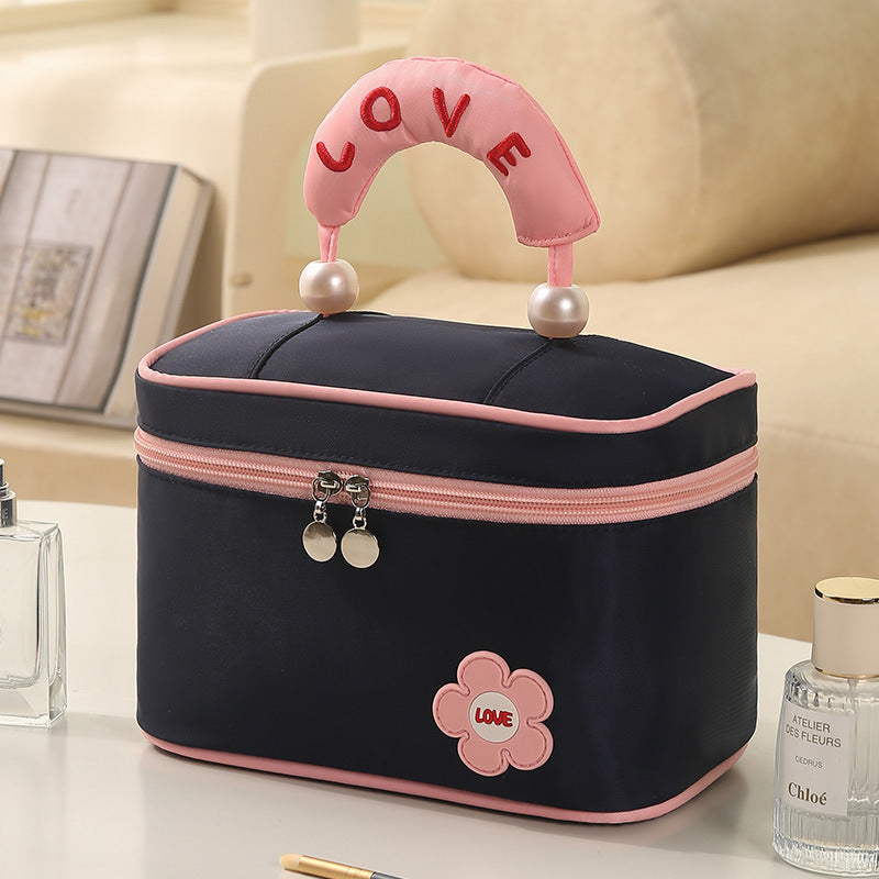 Stilvoller Reise-Make-up-Organizer Brehn